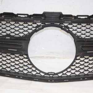 Mercedes C Class W205 AMG Front Bumper Grill A2058881900 Genuine - Image 4