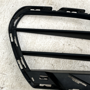 Mercedes C Class W206 Front Bumper Left Grille 2022 ON A2068853102 Genuine - Image 3