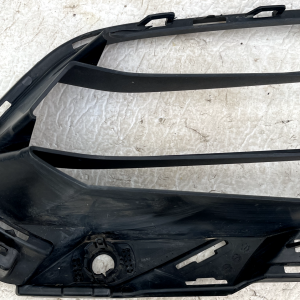 Mercedes C Class W206 Front Bumper Left Grille 2022 ON A2068853102 Genuine - Image 8