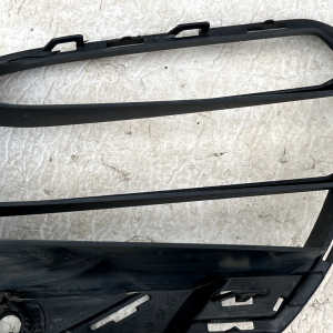Mercedes C Class W206 Front Bumper Left Grille 2022 ON A2068853102 Genuine - Image 9