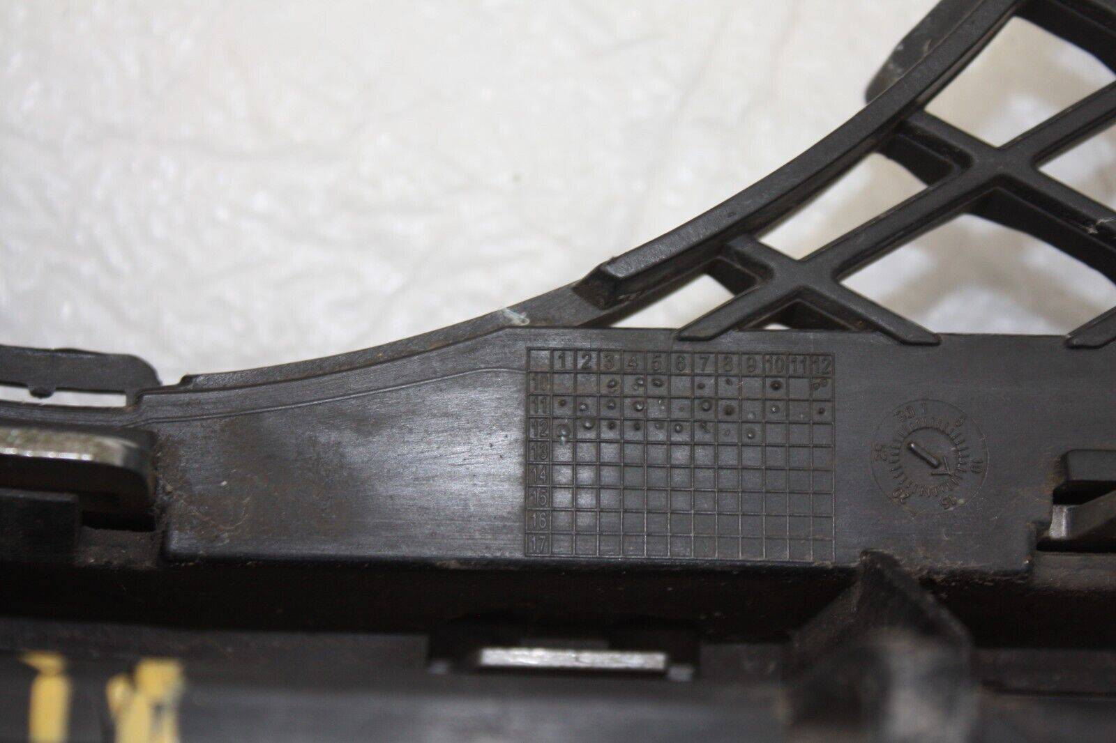 Mercedes-CLS-C218-Front-Bumper-Grill-A2188851765-Genuine-DAMAGED-176412680573-11