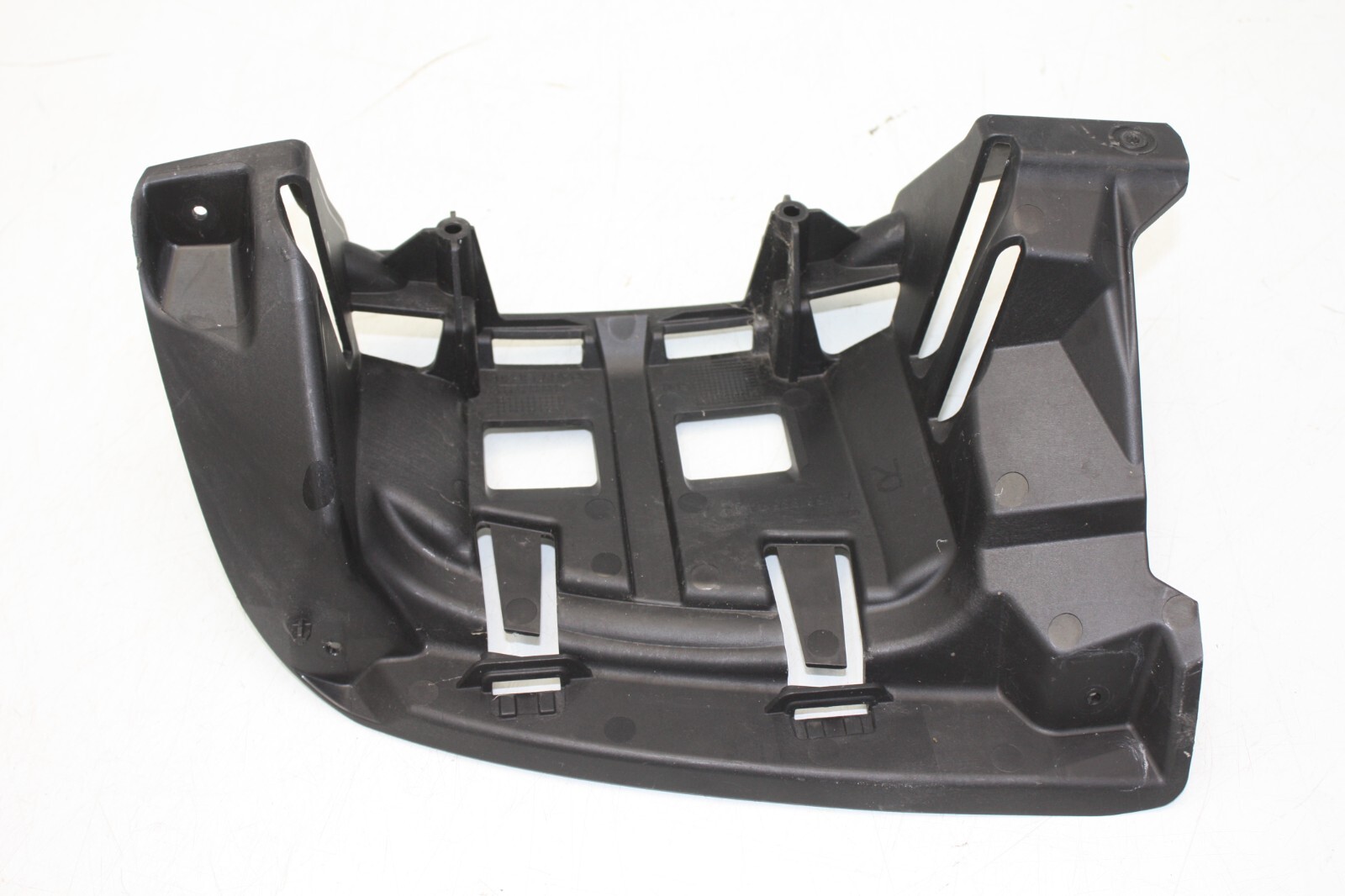 Mercedes GLA X156 Rear Bumper Right Exhaust Bracket 17 TO 20 A1568857401 Genuine