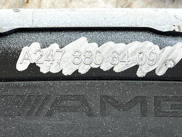 Mercedes GLB X247 AMG Front Right Wheel Arch Trim 2020 ON A2478806409 Genuine 178516484783 19