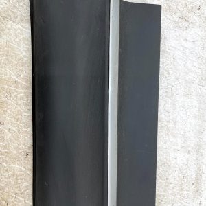 Mercedes GLB X247 Front Right Lower Door Molding Trim 20 ON A2477274601 Genuine - Image 3