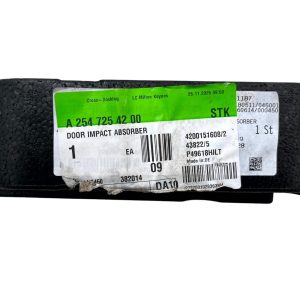 Mercedes GLC X254 Front Right Door Impact Absorber 2023 ON A2547254200 Genuine - Image 4