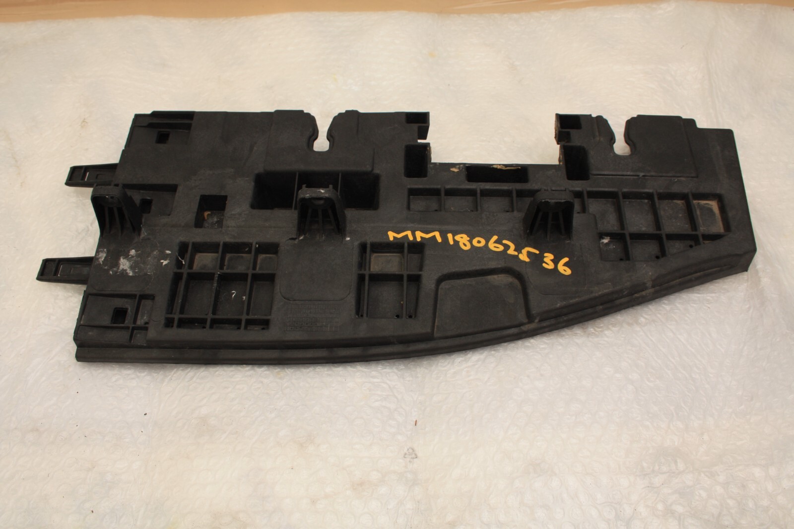 Mercedes GLE W167 Rear Left Lower Bracket 2019 TO 2023 A1676981901 Genuine