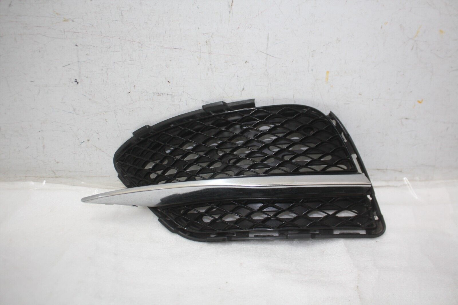 Mercedes S Class W222 Front Bumper Left Grill A2228850154 Genuine