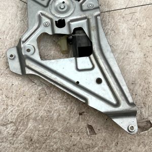 Mercedes Sprinter Front Left Window Motor Regulator 2018 ON A9107201000 Genuine - Image 9