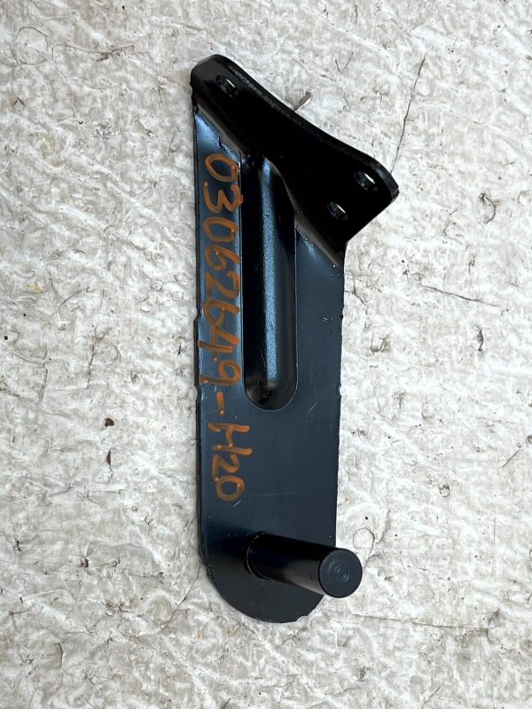 Mercedes Vito W447 Rear Air Filter Housing Bracket 15 TO 20 A4475280840 Genuine 4 Mercedes Vito W447 Rear Air Filter Housing Bracket 15 TO 20 A4475280840 Genuine 178450281473 5