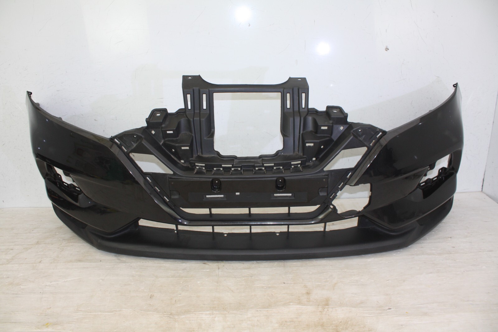 Nissan Qashqai Front Bumper 2017 TO 2020 62022-HV00H Genuine