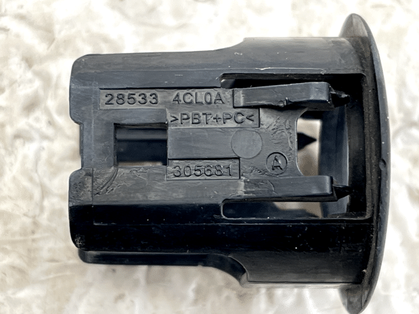 Nissan X-Trail T32 Front Parking Sensor Holder Bracket 285334CL0A Genuine 6 Nissan X Trail T32 Front Parking Sensor Holder Bracket 285334CL0A Genuine 178558530903 7