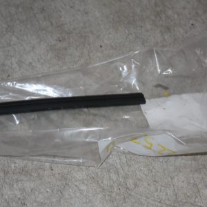 Porsche 958 Cayenne Rear Right Side Pillar Gasket Cover 95855947401 Genuine - Image 5