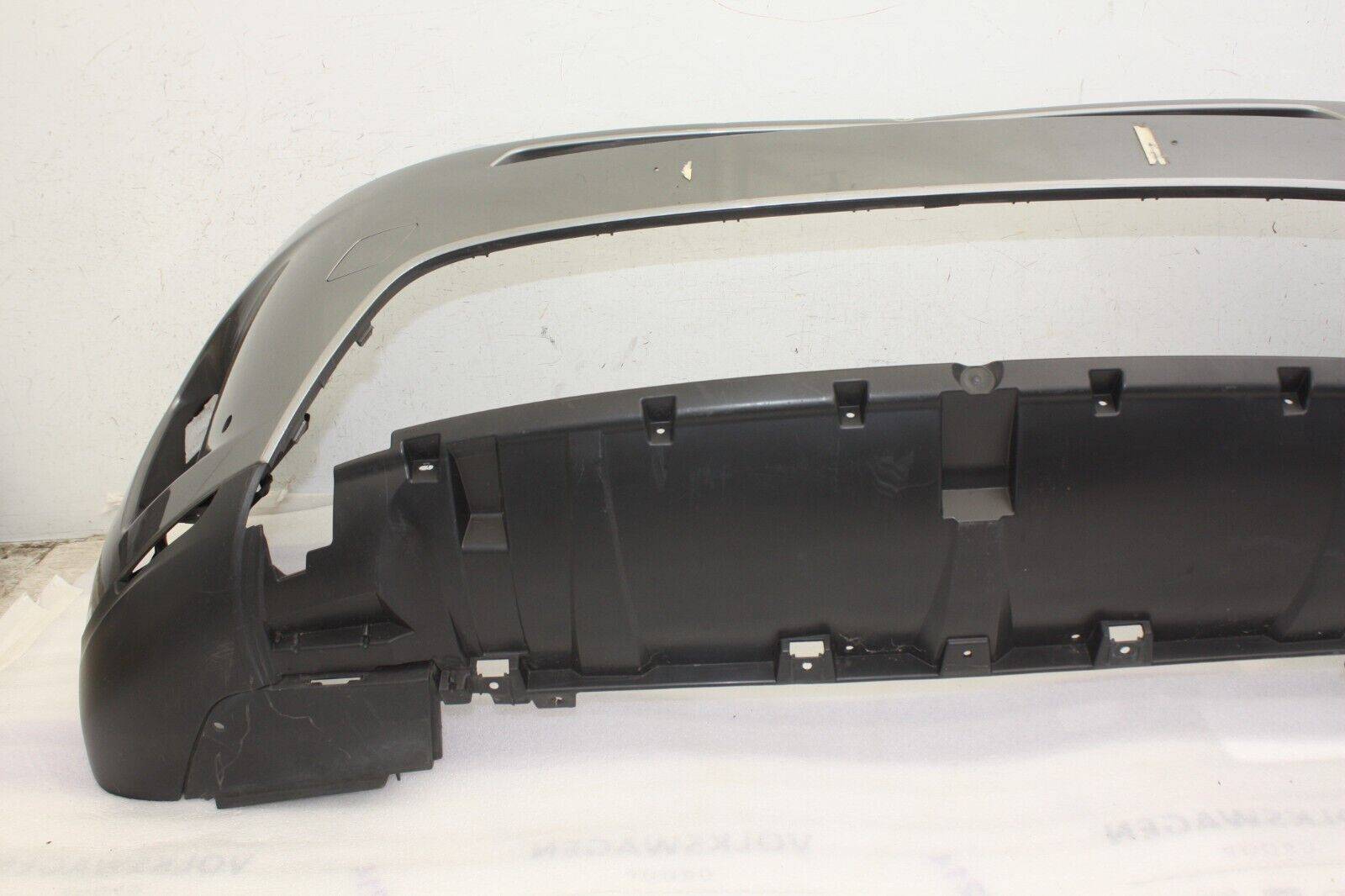 Range-Rover-Discovery-Sport-Front-Bumper-2019-ON-LK72-17F003-AAW-DAMAGED-176434449373-5