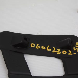 Range Rover Evoque Front Bumper Right Bracket 2019 ON K8D2-17H786-A Genuine - Image 8
