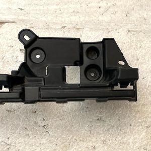 Range Rover Evoque L551 Rear Bumper Mount Bracket 2019 ON K8D2-17E855-A Genuine - Image 6