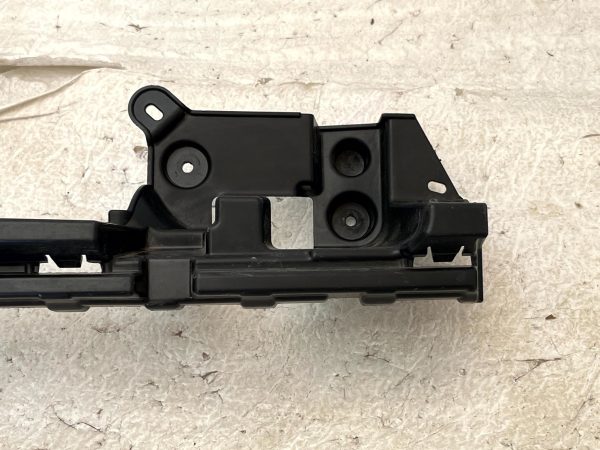 Range Rover Evoque L551 Rear Bumper Mount Bracket 2019 ON K8D2 17E855 A Genuine 178519256733 6