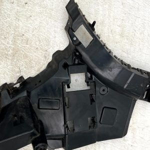 Range Rover Evoque L551 Rear Bumper Right Bracket 2019 ON M8D2-17B930-A Genuine - Image 4