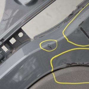 Range Rover Evoque Rear Bumper 2019 ON K8D2-17D781-AAW Genuine *DAMAGED* - Image 7