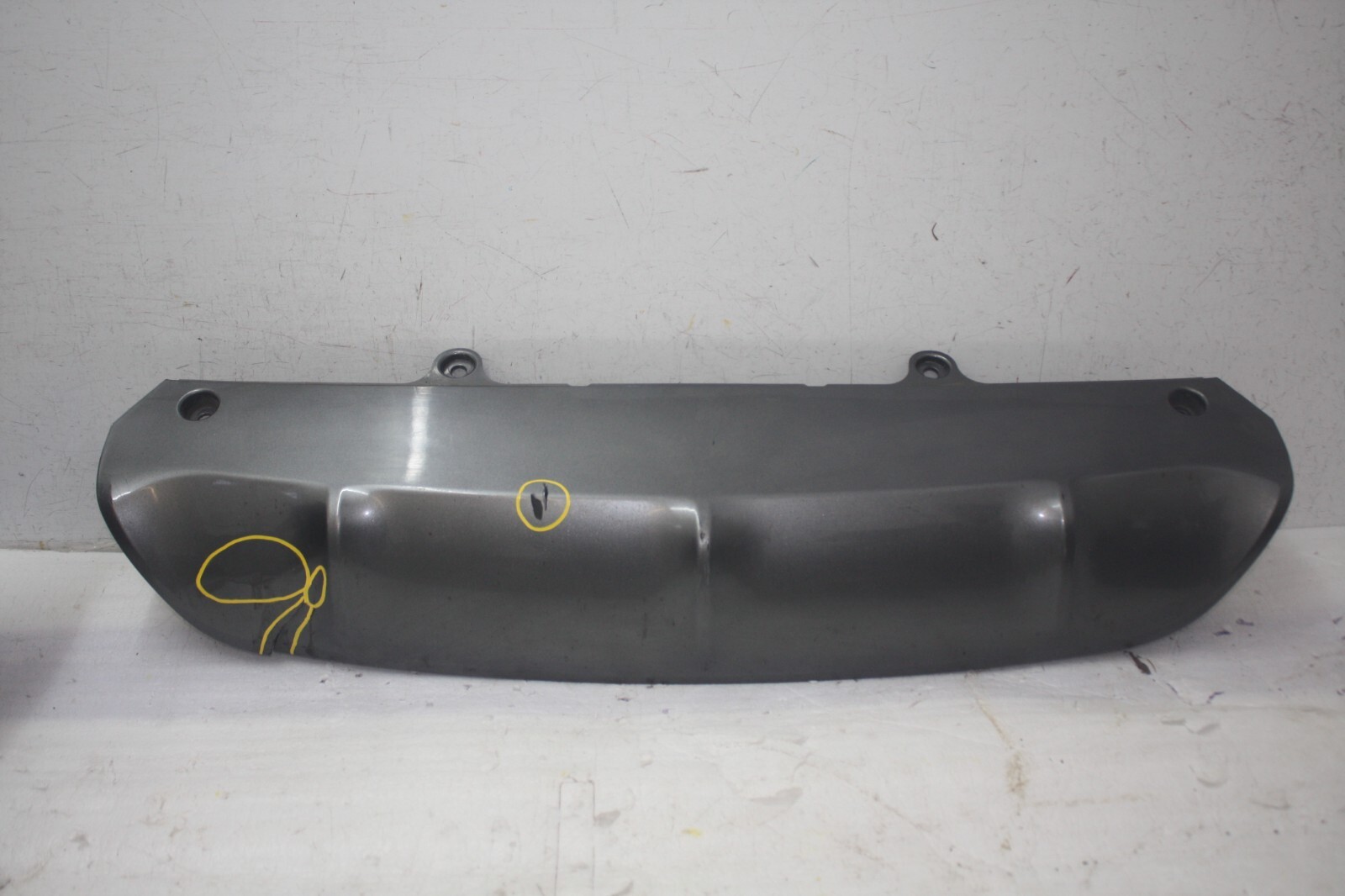 Range Rover Evoque Rear Bumper Lower Section 2019 ONWARDS Genuine *DAMAGED*
