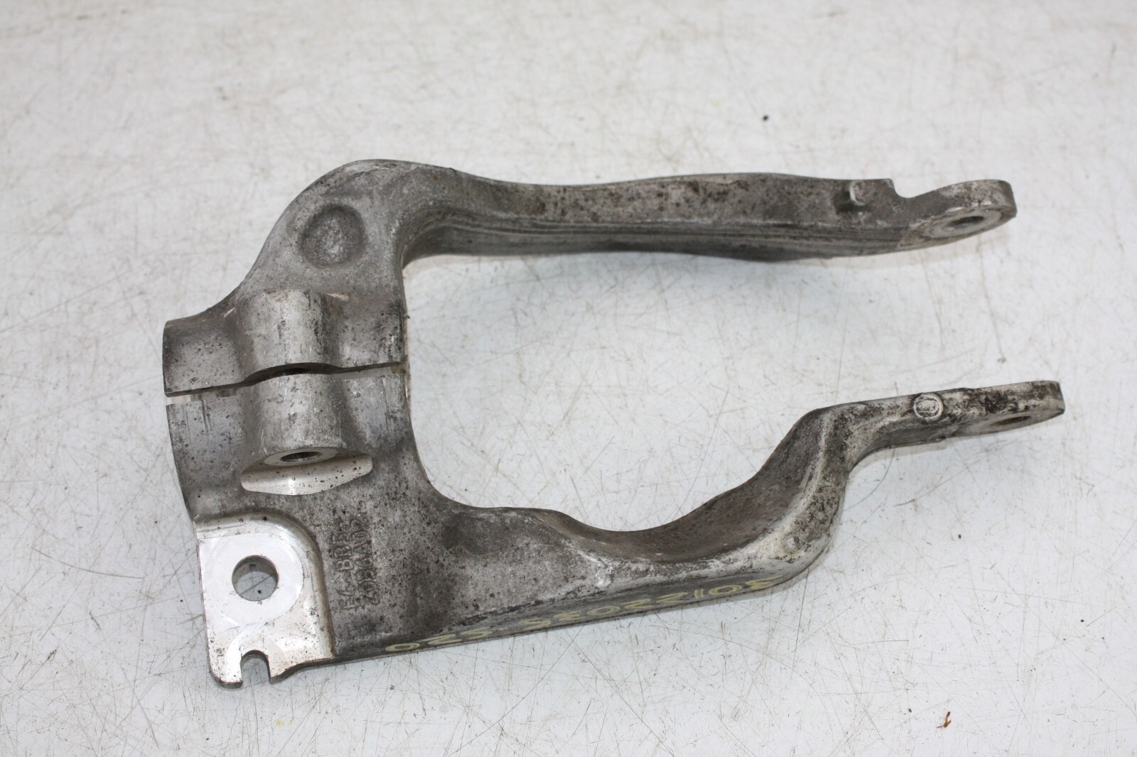 Range Rover L405 Front Left Air Strut Shock Mount Bracket 2012-2018 CPLA-3463-AB