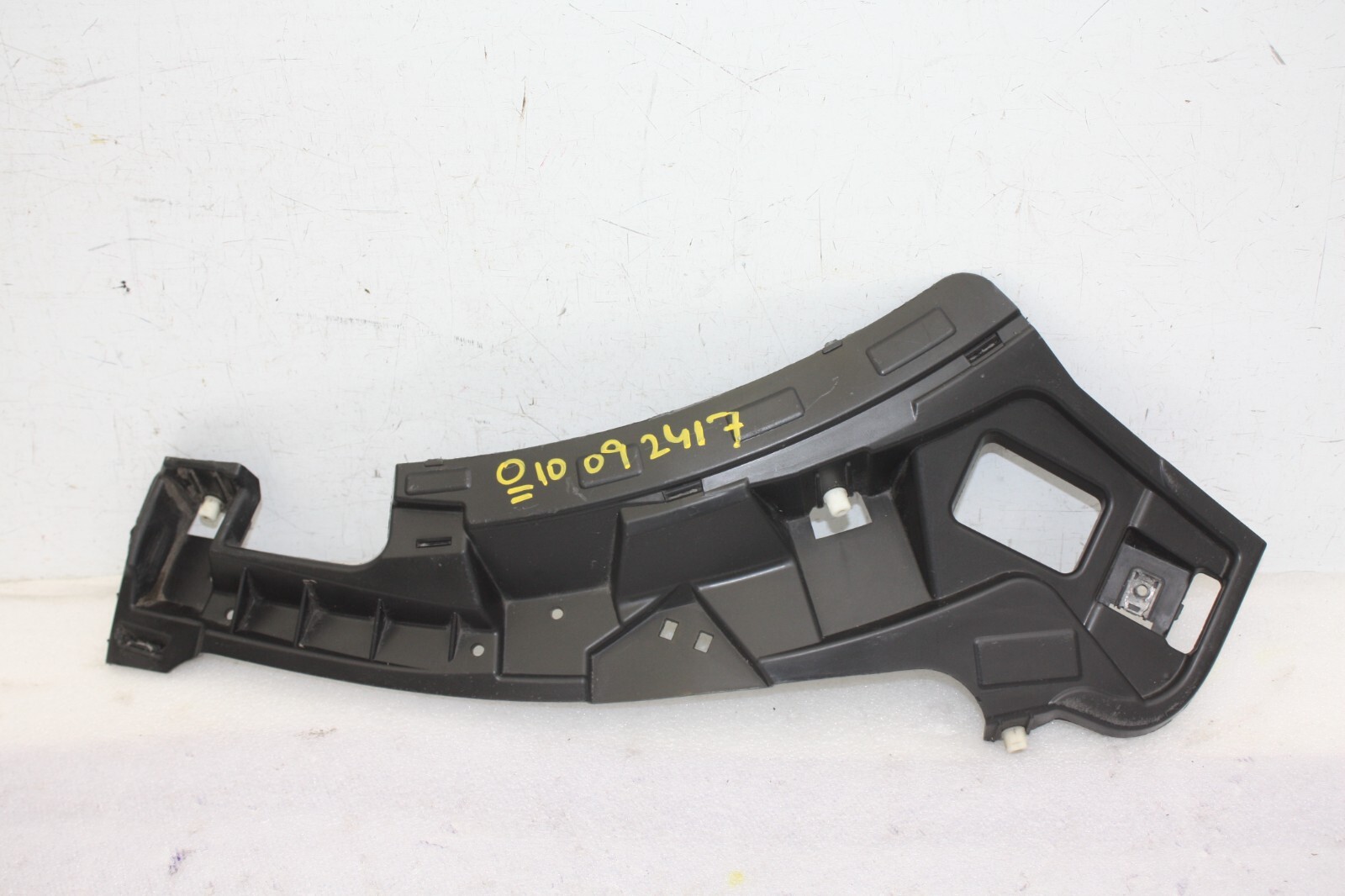 Range Rover Vogue L405 Front Bumper Right Bracket 13-17 CK52-16F072-AC Genuine