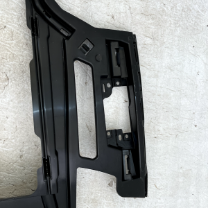 Range Rover Vogue L460 Front Left Bumper Bracket 2022 ON M8E2-17C863-A Genuine - Image 3