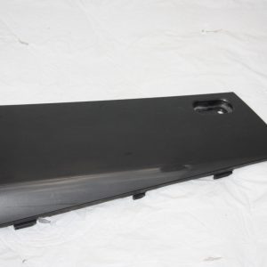 Range Rover Vogue L460 Rear Bumper Left Side Trim 2022 ON M8E2-17C769-C Genuine - Image 4