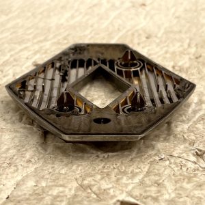 Renault Kadjar Rear Trunk Boot Lid Emblem Badge 2015-2019 908895927R Genuine - Image 11