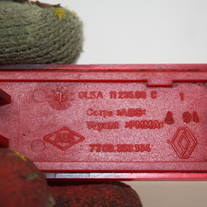 Renault Trafic Vauxhall Vivaro Rear Bumper Left Reflector 7700353184 Genuine - Image 8