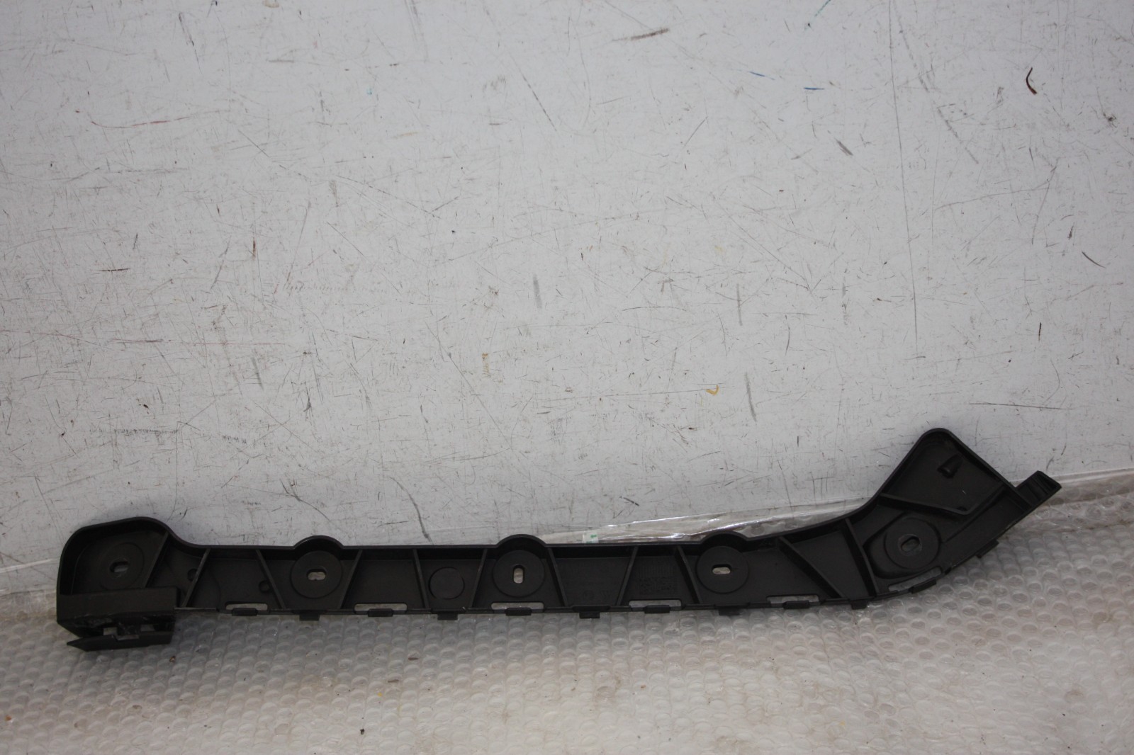 Skoda Octavia Rear Bumper Left Bracket 2013 TO 2017 5E9807393 Genuine