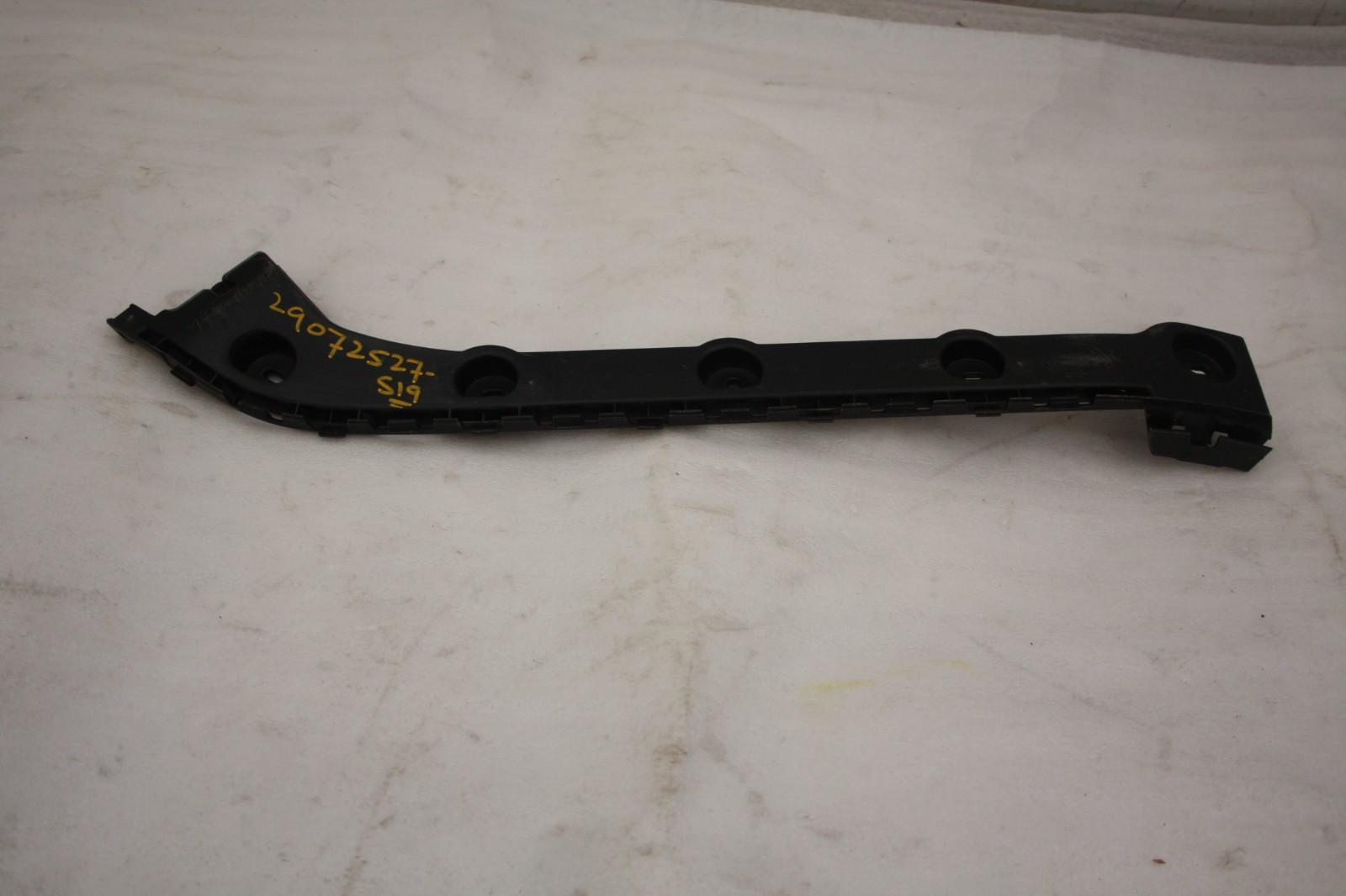 Skoda Octavia Rear Bumper Right Bracket 2017 TO 2020 5E9807394B Genuine