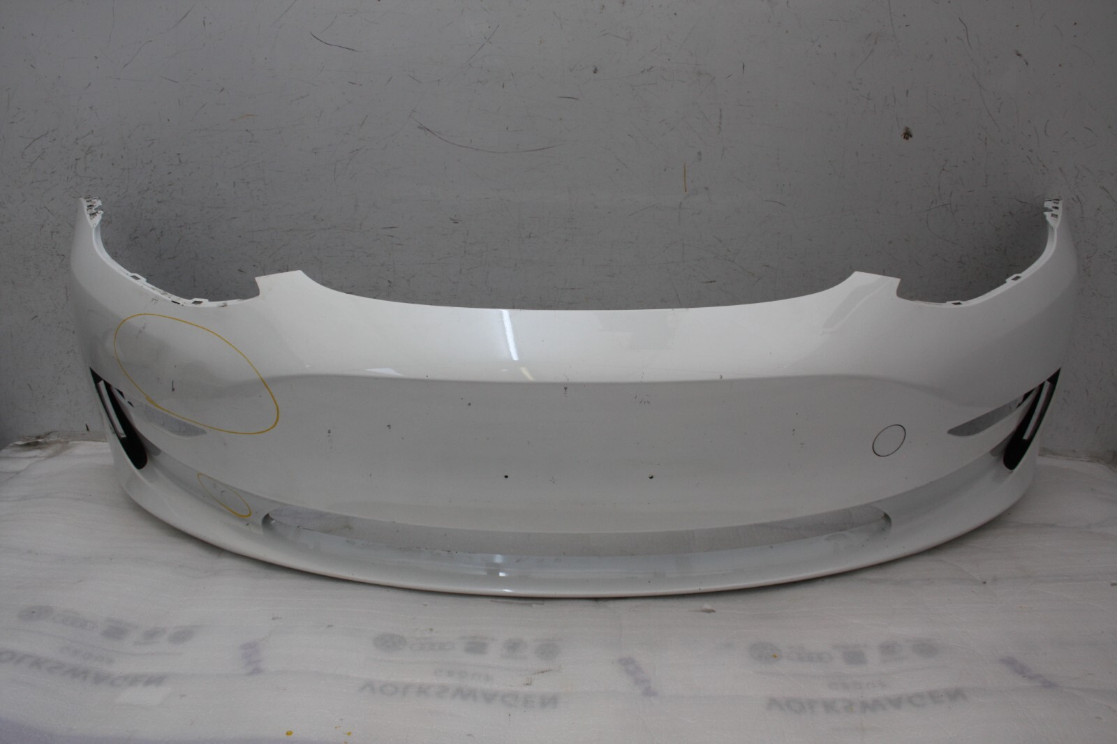 Tesla Model 3 Front Bumper 2019 TO 2024 1084168-00-F Genuine *DAMAGED*