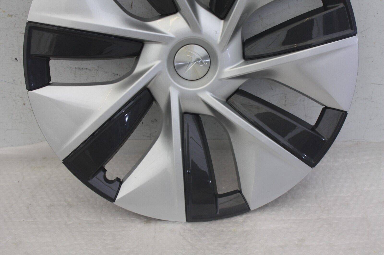 Tesla-Model-Y-19-Wheel-Cover-Rim-Cap-1044235-00-B-Genuine-176362598193-3
