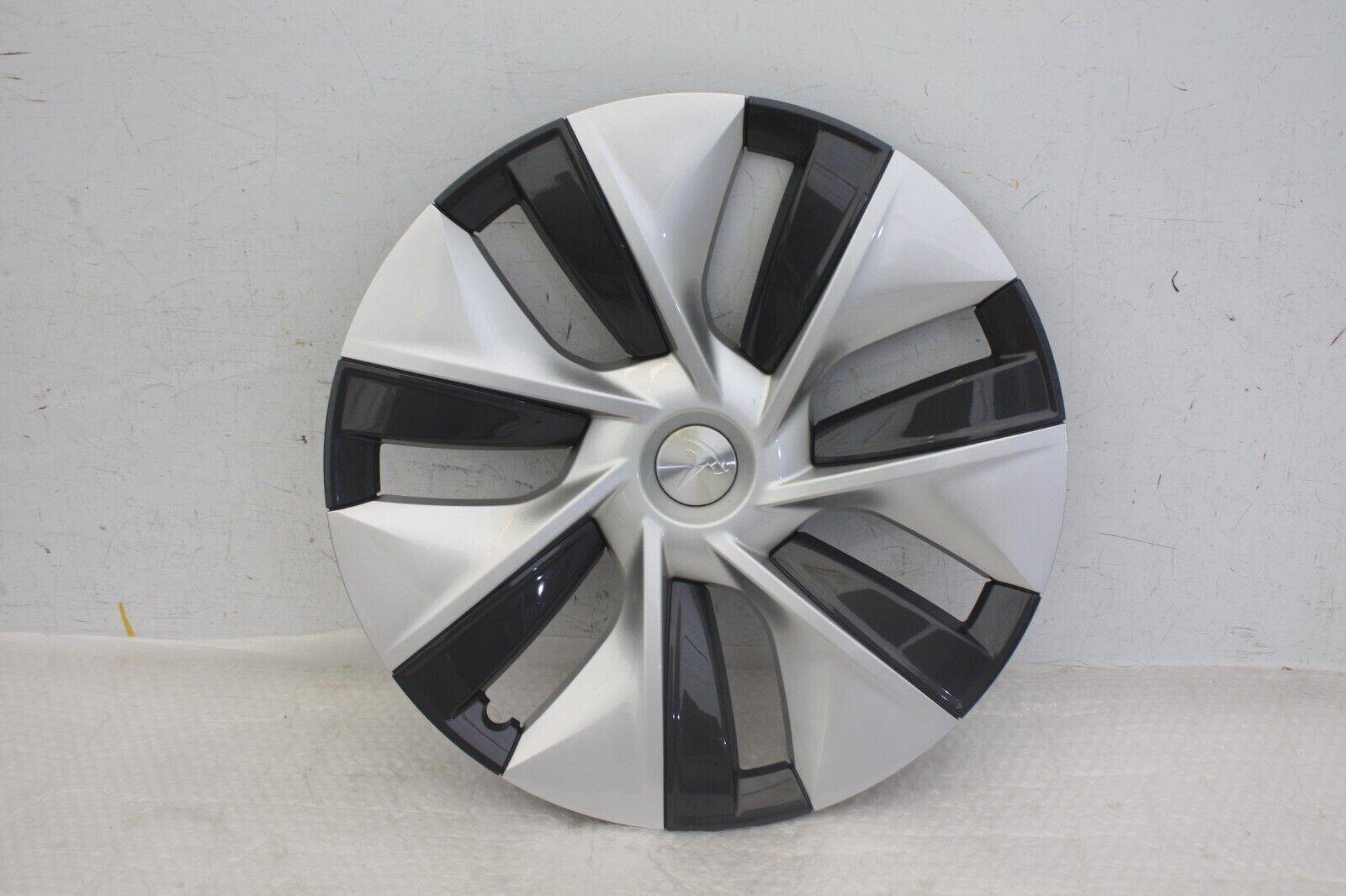 Tesla-Model-Y-19-Wheel-Cover-Rim-Cap-1044235-00-B-Genuine-176362598193