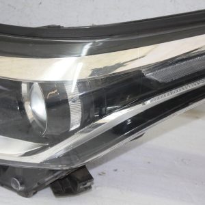 Toyota C-HR Left Side Headlight 81150-F4011 Genuine *DAMAGED* - Image 4