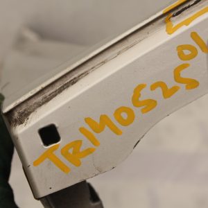 Toyota Corolla Estate Left Side Skirt 2018 ON 75860-02210 Genuine *DAMAGED* - Image 11