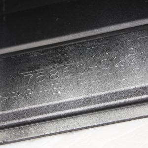 Toyota Corolla Estate Left Side Skirt 2018 ON 75860-02210 Genuine *DAMAGED* - Image 15