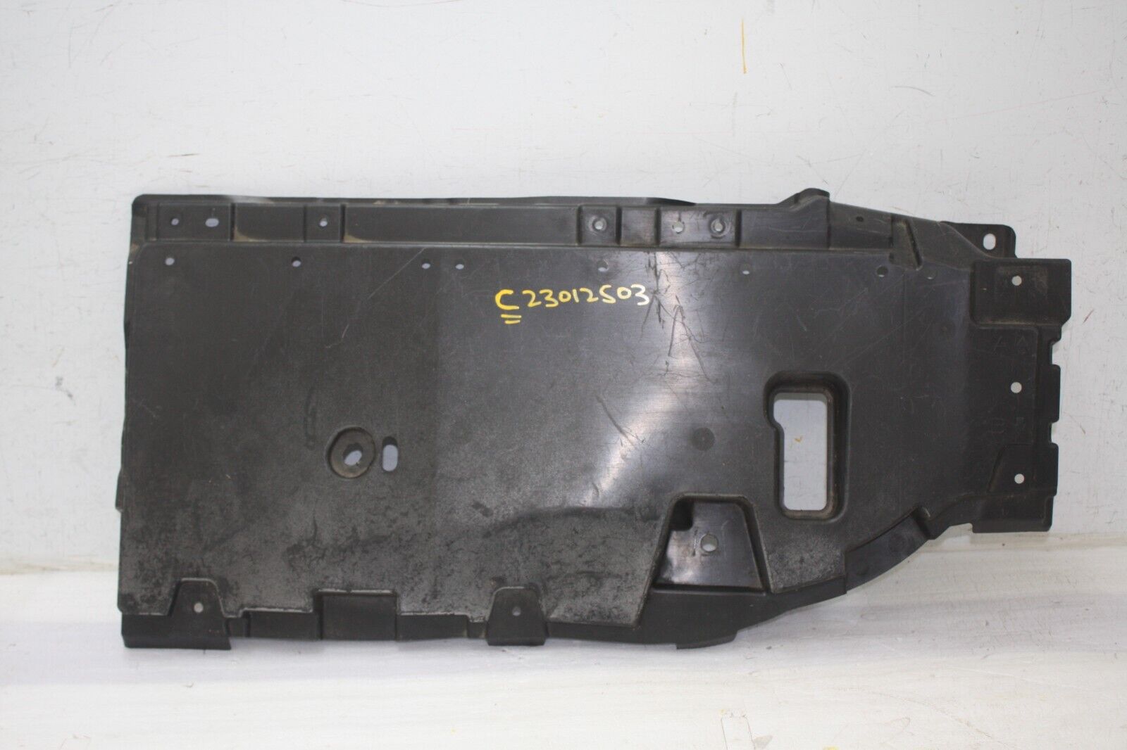 Toyota Prius Rear Under Tray Cover 58308-47011 Genuine