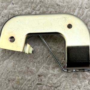Toyota Prius Wiring Harness Clamp Bracket 82715-47390 Genuine - Image 3