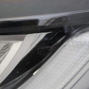 Toyota Yaris Left Side Headlight 2020 ON Genuine *DAMAGED* - Image 3