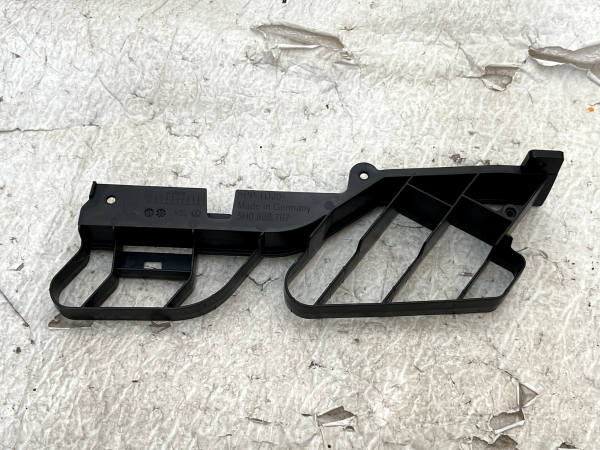 VW Golf MK8 Front Left Bumper Support Bracket 2020 TO 2024 5H0805707 Genuine 178519016993 7