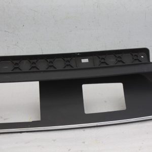 VW Golf Rear Bumper Diffuser 2020 TO 2024 5H9807568C Genuine *DAMAGED* - Image 4