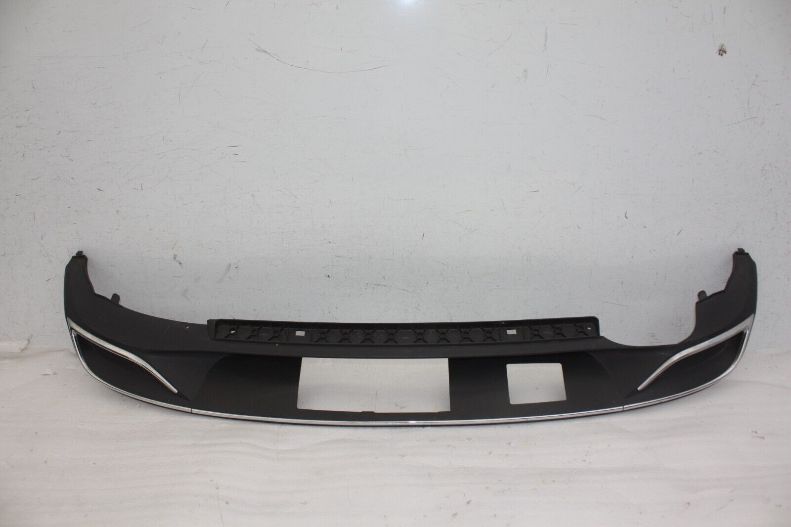 VW Golf Rear Bumper Diffuser 2020 TO 2024 5H9807568C Genuine *DAMAGED*