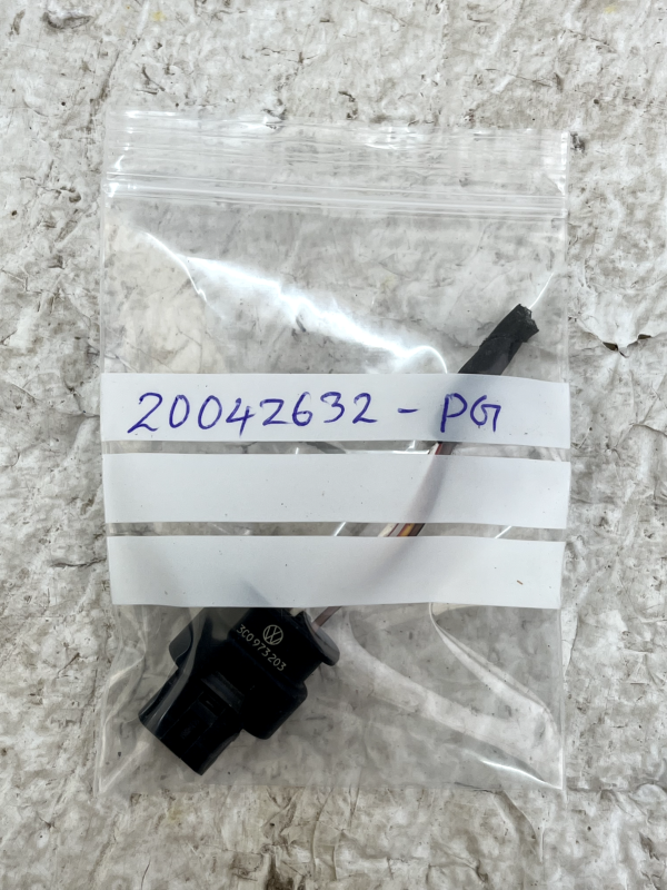 VW PASSAT B6 PDC Sensor Wiring Loom Plug Connector 3C0973203 Genuine 8 VW PASSAT B6 PDC Sensor Wiring Loom Plug Connector 3C0973203 Genuine 178560614283 9