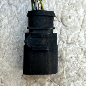 VW Passat Wiring Loom Plug Connector 1J0973814 Genuine - Image 4