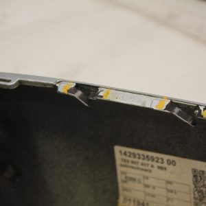 VW Transporter Rear Bumper 7E0807417A Genuine *DAMAGED* - Image 12