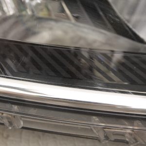Vauxhall Vivaro Right Side Headlight 95527870 Genuine - Image 13