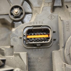 Vauxhall Vivaro Right Side Headlight 95527870 Genuine - Image 19