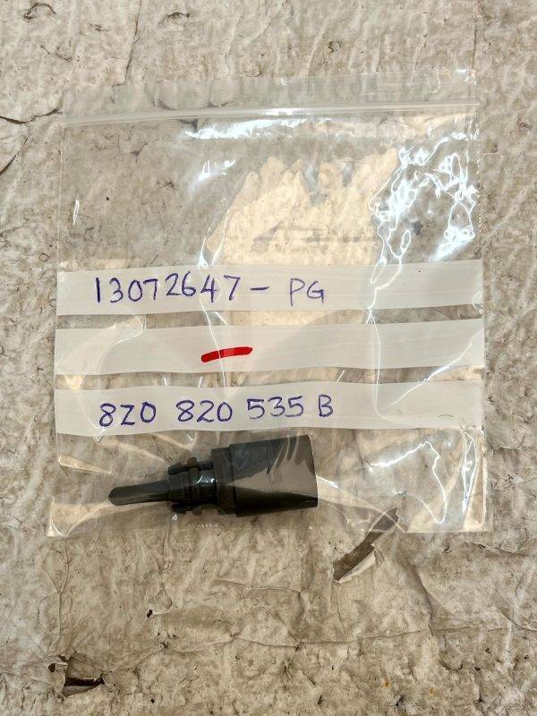 Volkswagen Audi Seat Skoda Exterior Air Temperature Sensor 8Z0820535B Genuine 7 Volkswagen Audi Seat Skoda Exterior Air Temperature Sensor 8Z0820535B Genuine 178553458083 8