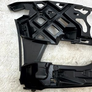 Volkswagen Golf MK7 Front Right Bumper Support Bracket 17-20 5G0807724F Genuine - Image 3